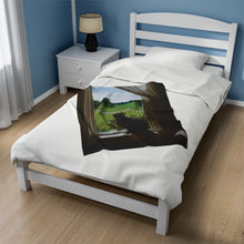 Load image into Gallery viewer, "Morning Sun" Velveteen Plush Blanket featuring the art of Bruce Strickland