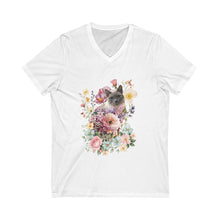 Load image into Gallery viewer, Pearl Floral Short Sleeve V-Neck Tee